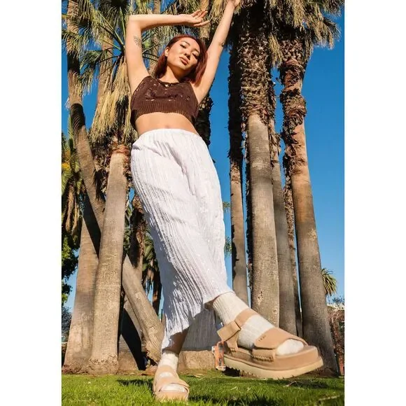 UGG Goldenglow Sandal - Picture 4 of 10